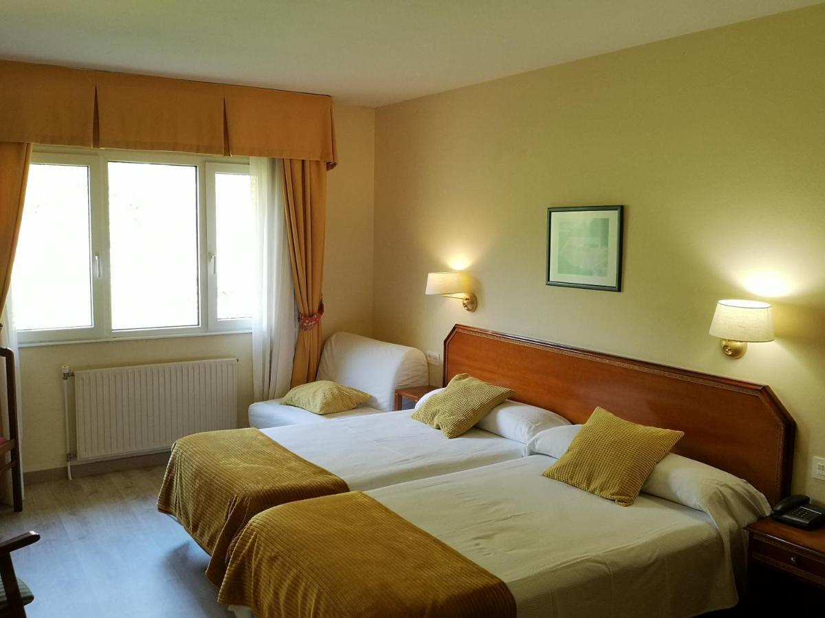Hotel Y Casona El Carmen Perlora Εξωτερικό φωτογραφία