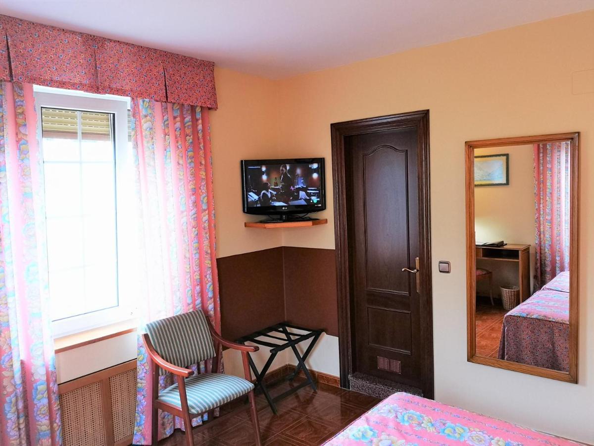 Hotel Y Casona El Carmen Perlora Εξωτερικό φωτογραφία
