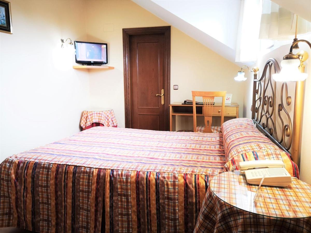 Hotel Y Casona El Carmen Perlora Εξωτερικό φωτογραφία